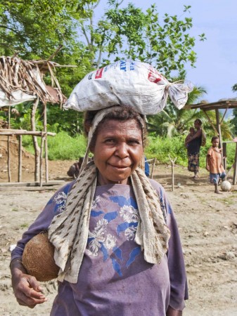 Woman carrying Betel Nut